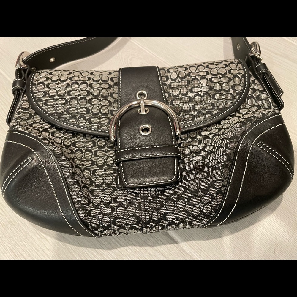 Like new condition Coach purse
